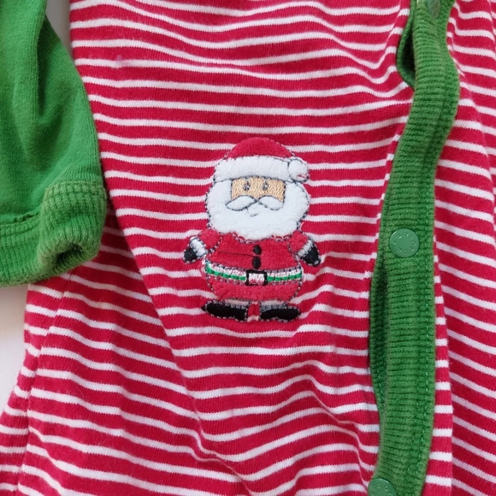 Peppermint stripe Green Long Sleeve Sleeper With Santa Embriodery 6-9 Months‎